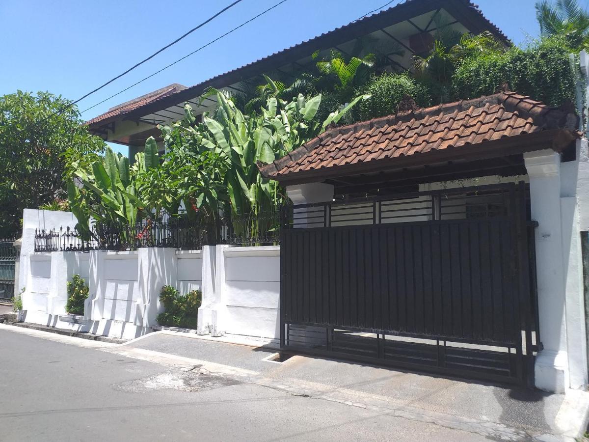 Joglo Villa Bali Penatih Exteriör bild