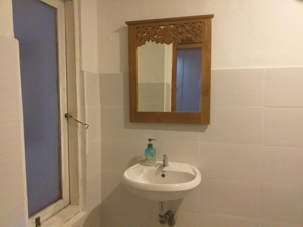 Joglo Villa Bali Penatih Exteriör bild