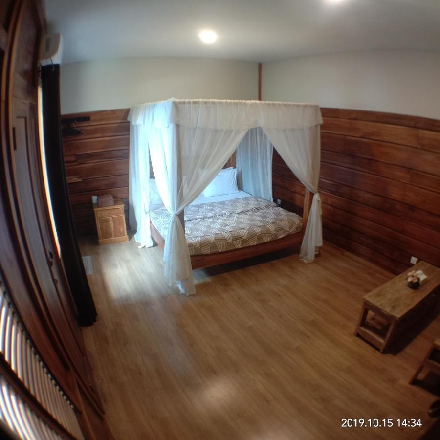 Joglo Villa Bali Penatih Exteriör bild
